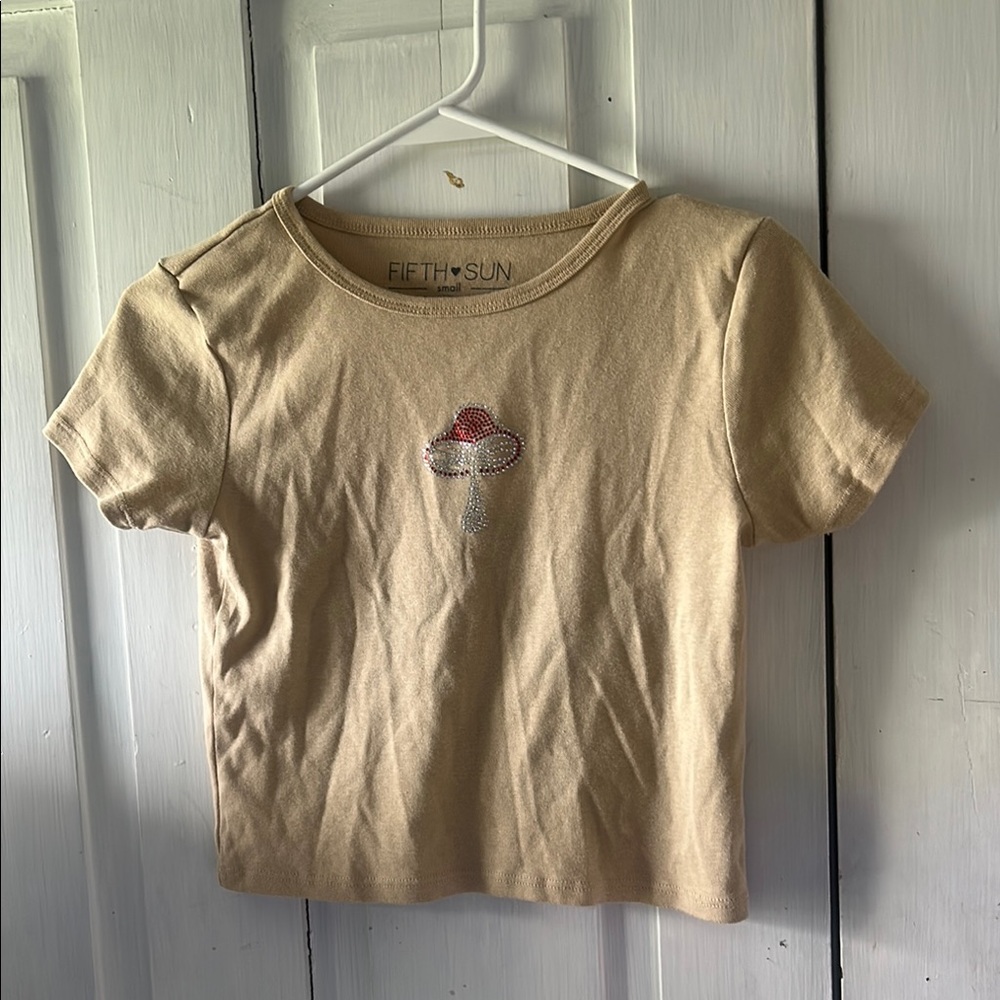 Fifth Sun Beige Tee with Ice Cream Graphic